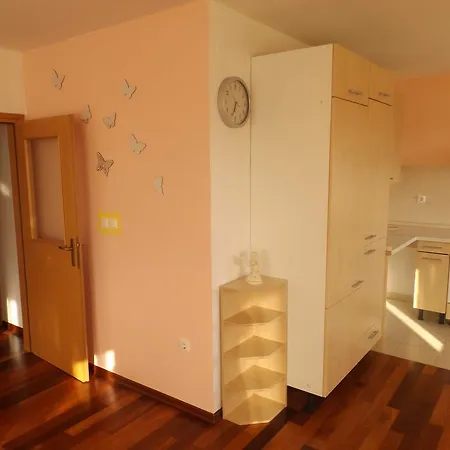 Apartment Joyful *